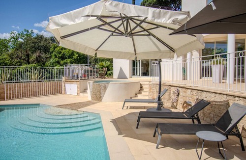 Sainte-Maxime - Saint-Tropez Villa | 🌴Villa Golfe St-Tropez - Pool Jacuzzi 200m beach