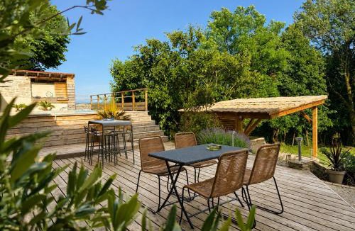 Cessieu Villa | Villa HARMONIE