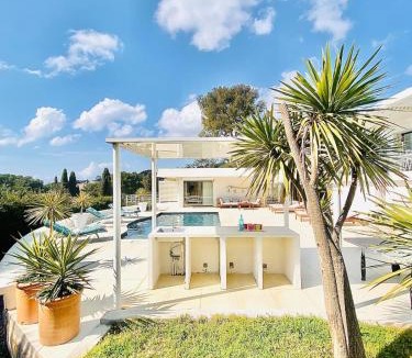 Cassis Villa | Villa Iconique, Calme absolu & Vue exceptionnelle pour 1 à 10 pers