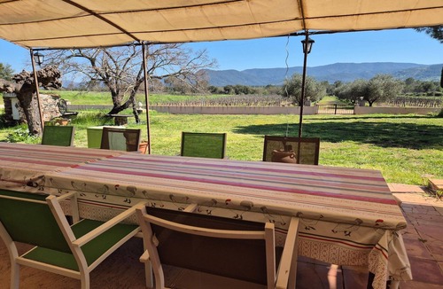 Gonfaron House | Villa in Le Luc with Pool & Vineyard Views