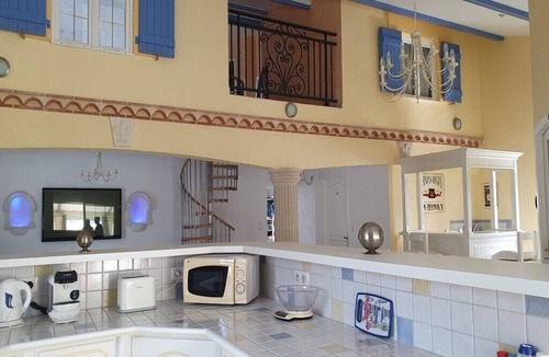 Bourcefranc-le-Chapus Villa | Villa Madinina