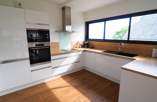 Sibiril House | Villa Nodeven, sea view, 50 metres from the beach