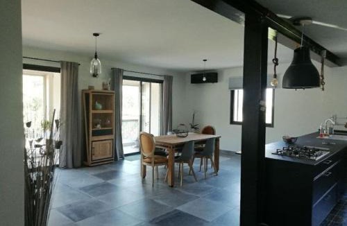 Oraison Villa | Villa-piscine privative en Haute Provence