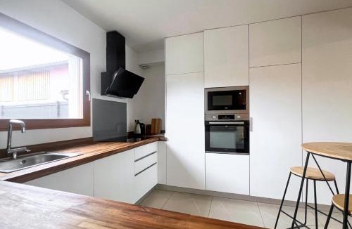 Saint-Pierre-de-Boeuf House | Villa Prieur