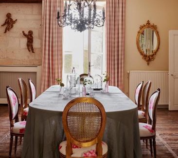 Saint-Pierre-de-Cole Bed & Breakfast | Villa Privée avec Piscine - Lavy