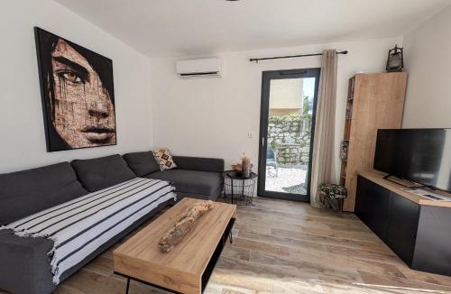 Chateaubourg House | Villa privative avec jardin - 15 min Valence