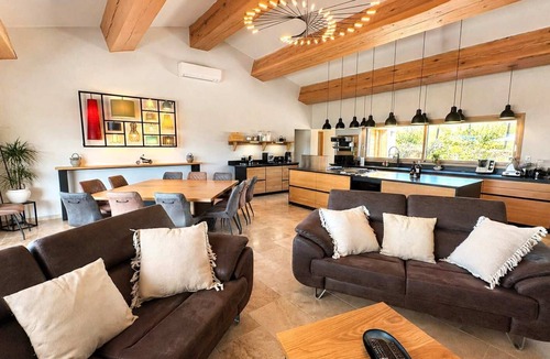 Sagone Villa | Villa Riposu Jacuzzi Pool Beach Access on Foot