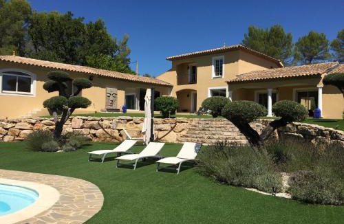 Les Arcs-sur-Argens Villa | Villa Sanata