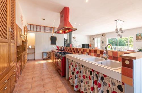 Saint-Laurent-de-Neste Villa | Villa spacieuse avec piscine privée à Saint-Laurent-de-Neste