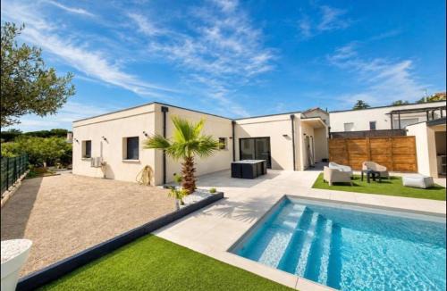 Bouloc Villa | Villa Standing Piscine & Boulodrome 15min Toulouse