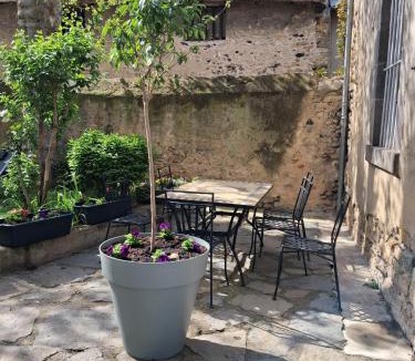 Saint-Germain-Lembron Bed & Breakfast | Villa Toscane