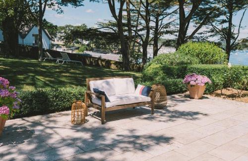 Combrit Hotel | Villa Tri Men