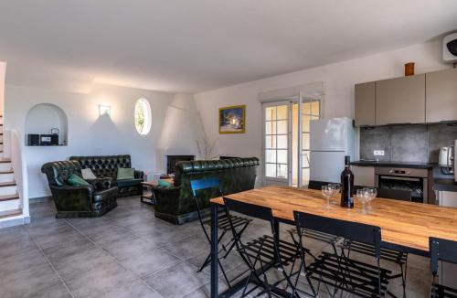 Porto-Vecchio Villa | Villa Villa Pavellone by Interhome
