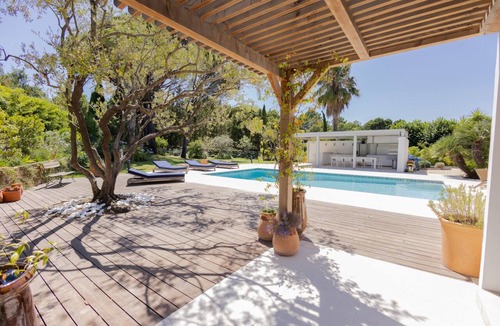 Gassin Villa | Villa with a heated pool and terrace – near Saint-Tropez and the beaches