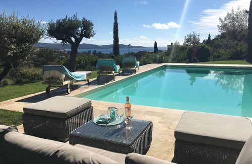 Cavalaire-sur-Mer Villa | Villa with beautiful sea-view and pool for 6 people