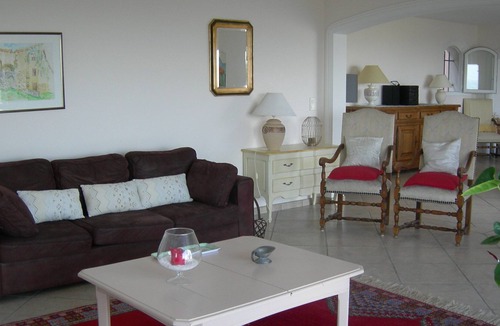 Le Tignet Villa | Villa with panoramic sea view and infinity pool! 20 min away from Cannes