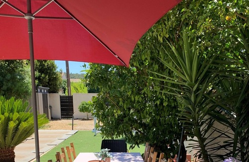 La Garde House | Villa with pool 5 minutes from the sea