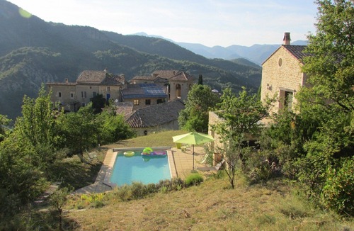 Montaulieu Villa | VILLA WITH POOL IN DROME PROVENCALE. ABSOLUTE CALM AND EXCEPTIONAL VIEW
