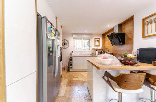 Boulouris-sur-Mer House | Villa with Private Pool, Walk to Boulouris Beach