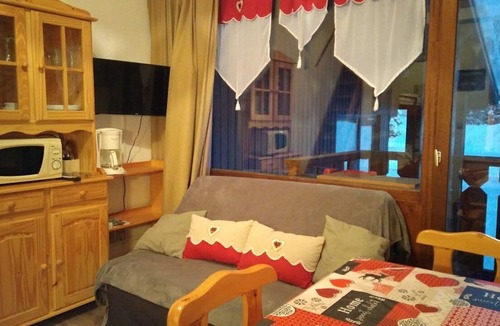 Cohennoz Apartment | Vrbo Property