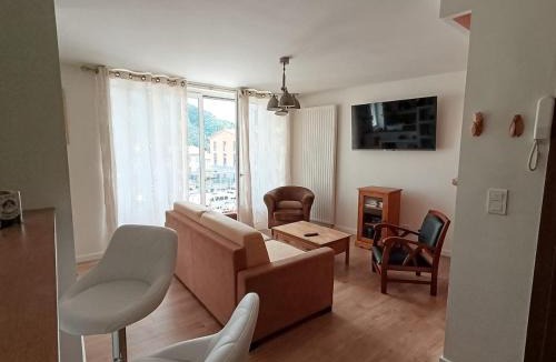 Sisteron Apartment | Vue d'Exception Citadelle et Rocher de la Baume