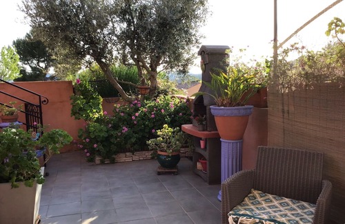 Ceyreste House | Warm, air-conditioned, 2-bedroom house 3 km from La Ciotat beaches.