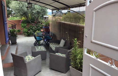 Ceyreste House | Warm, air-conditioned, 2-bedroom house 3 km from La Ciotat beaches.