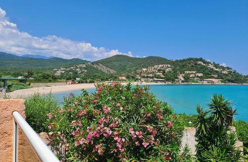 Conca Apartment | Waterfront apartment sleeps 3