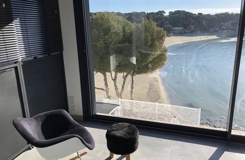 Martigues House | Waterfront house with jacuzzi