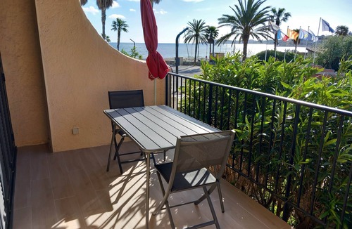 Port Cogolin House | Waterfront studio: sea view, air conditioning, wifi