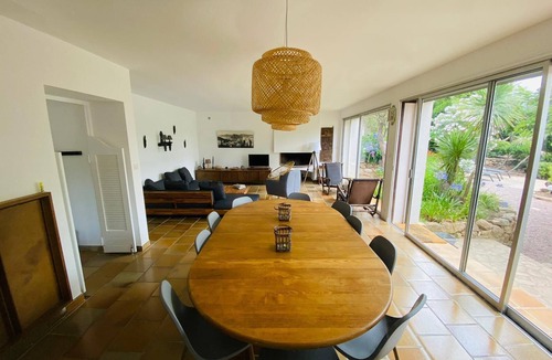 Isolella House | Waterfront villa on a splendid peninsula in Corsica