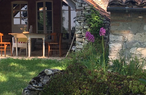 Belfort-du-Quercy House | We and vacation house in 22 ha of nature with pond and woods