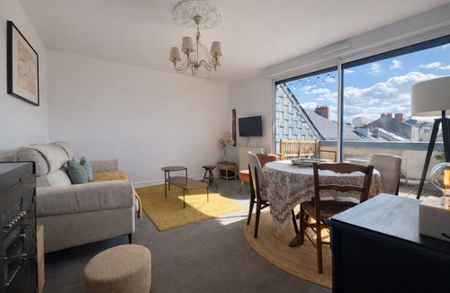 Saint-Serge Apartment | Welcoming & Comfortable Apartment – Ideal for 2/4 Guests
