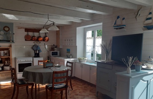 Les Forges House | Wellness Cottage. Massage therapist on site for a true resource.