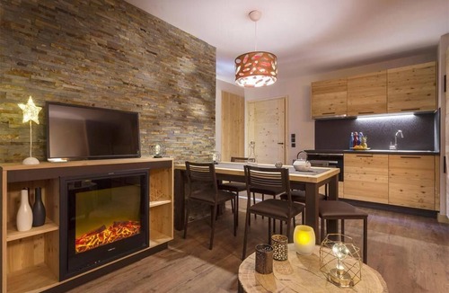 Les Boisses Apartment | Wifi, 300m from resort center, swimming pool, balcony, tv, ski locker, 40-44m², Tignes