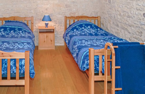 Saint-Hilaire-de-Villefranche House | Wonderful accommodation in century-old building in the countryside.