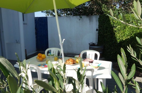 Saint-Pierre-Quiberon House | Wonderful private villa for 6 guests with WIFI, TV, terrace and pets allowed