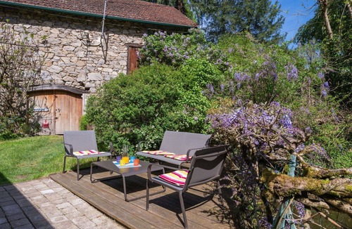 Teyssieu House | Wonderful private villa for 4 people with WIFI, TV, terrace and pets allowed