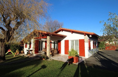 Saint-Pee-sur-Nivelle House | Xirimola BI - Saint-pee-sur-nivelle
