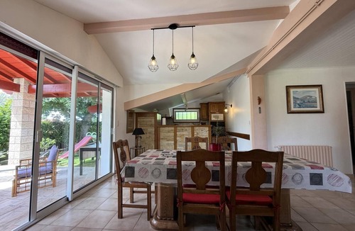 Saint-Pee-sur-Nivelle House | Xirimola BI - Saint-pee-sur-nivelle