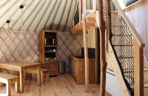 Saint-Amans-des-Cots Ski Chalet | Yurt rental 2/4/6 persons