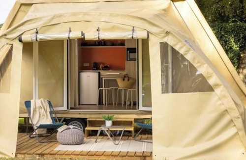 Saintes House | ZEcamping 3 étoiles piscine animaux acceptés mobil-home 4 pers