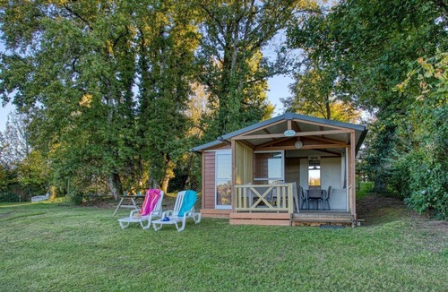 Saint-Cirq Ski Chalet | ZEcamping 3* animé piscine chauffée pet friendly locatif 25m2 5 pers