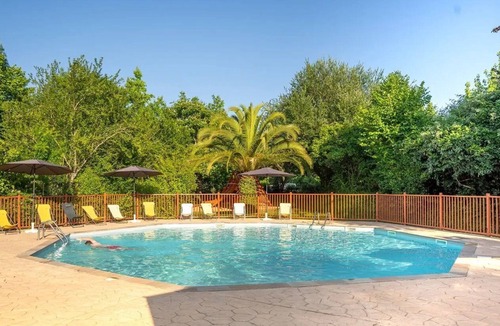 Urt Ski Chalet | ZEcamping 3* piscine bien-être chalet TV 35m2 5 pers