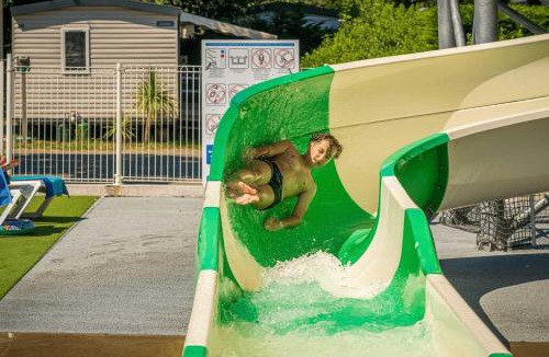 Saint-Georges-d'Oleron Other | ZEcamping animé dog friendly familial piscine couverte