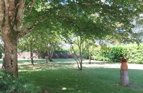 Saint-Front-de-Pradoux House | Zen break at Charmes de l'Isle