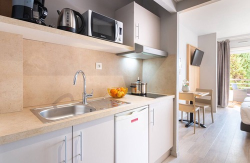 Le Cannet Hotel | Zenitude Hôtel-Résidences Le Cannet