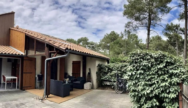 188 - House for 6 people in the heart of the forest in Maubuisson