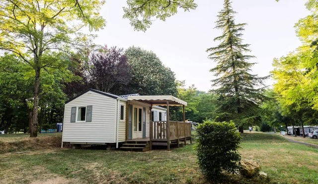 2-bedroom mobile home CONFORT - semi-covered terrace sleeps 4