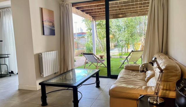 2-room apartment with private terrace and communal garden
